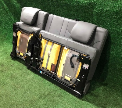 Сиденье третего ряда Chevrolet Tahoe 2015 23465381 ; 23465412