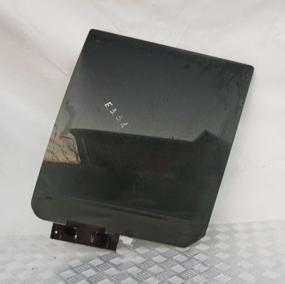 Стекло двери задней левой Ford Explorer 3 2002-2005 1L2Z 7825713 BA; 1L24 7826225 BA; 7L2Z 7825713 B; 5L24 7826225 BA