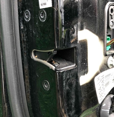 Замок водительской двери Cadillac Escalade / Tahoe 2013-2022 13533684 ; 13528334 ; 13533584 ; 13516687