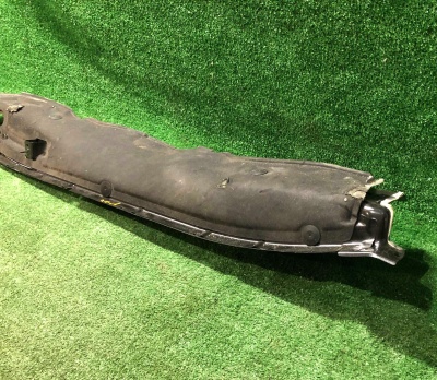 Панель под жабо Chevrolet Tahoe / Escalade 2021-н.в. 84771975