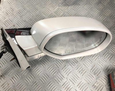 Зеркало заднего вида правое Cadillac Escalade 2007-2008 25776162