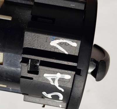 Блок переключения головного света Ford Escape 2007-2012 8L8Z 11654 CA; 8L8T 13D061