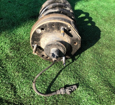 Стойка передняя под MRC Cadillac Escalade / Tahoe 2015-2020 84176631 ; 23464589 ; 23312167 ; 84061228 ; 23151123 ; 84977478