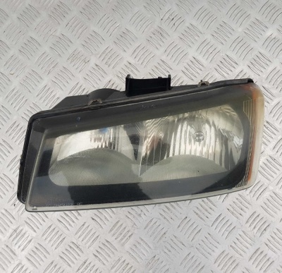 Фара передняя левая нижняя Chevrolet Avalanche 1999-2006 10396913; 10366037; 15207137; 15183878; 15766527; 15207079