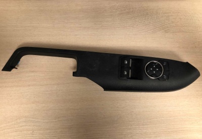 Блок управления стеклоподъемником водительской двери Ford Mustang 2015-2020 FR3Z 14528 AB ; FR3B 14A564 AK/AL/AM/AN/AG/AJ/AD/AE/AH/AB/AC/AF