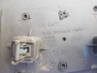 Обшивка центральной стойки нижняя левая Ford Explorer 5 BB5Z 7824357 AA; BB53 78243A53