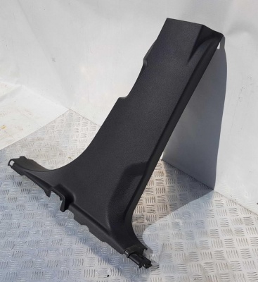 Обшивка центральной стойки нижняя правая Ford Explorer 5 BB5Z 7824356 AA; BB53 78243A52