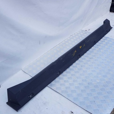 Порог правый Hummer H3 2005-2010 15817835; 15227271; 15196008