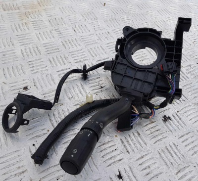 Блок подрулевых переключателей Ford Escape 2007-2012 8L8T 14B522 AJW; 8L8Z 13K359 AA