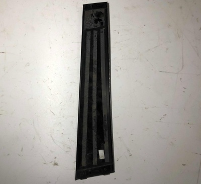 Накладка стойки пассажирской двери Jeep Grand Cherokee WK2 2011 57010444AB