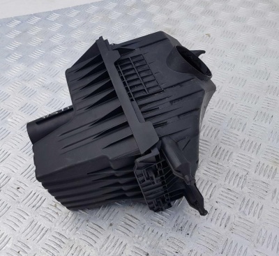 Корпус воздушного фильтра Ford Escape 2000-2007 5L8U 9A600 AA; 44ZH 1780; VP5L8U 9A612 AA; 7L8Z 9600 BBRM