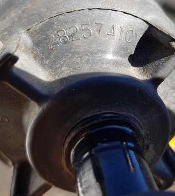 Рулевой карданный вал Chevrolet Camaro 2009-2015 20964895; 26144439; 28257410