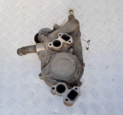 Помпа водяная Chevrolet Tahoe 2005-2010 19208815; 89018166