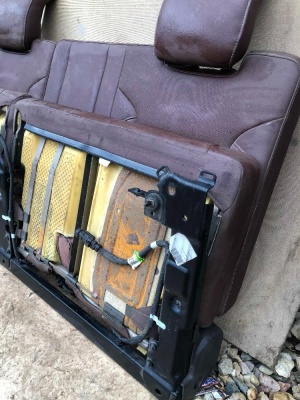 Сиденье третего ряда Chevrolet Tahoe 2015-2020 45648646