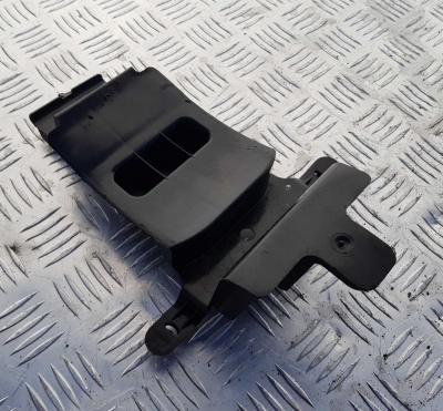 Кронштейн центральной консоли, задний ряд Chevrolet Camaro 2009-2015  92217119