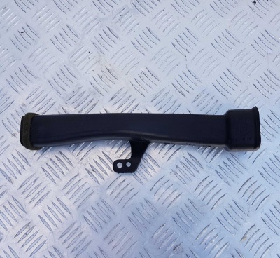 Воздуховод под панелью торпедо правый промежуточный Ford Explorer 5 BB5Z 19E630 С; BB53 19E630 AС