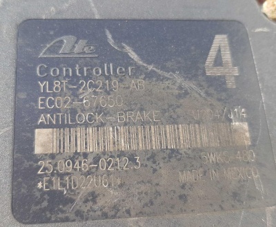Блок ABS Ford Escape 2000-2005 YL8Z 2C286 DA; YL8Z 2C065 AA; YL8T 2C219 AB