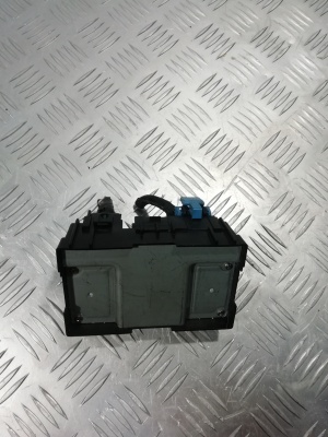 Блок управления раздаткой Hummer H3 2005-2010 24236866