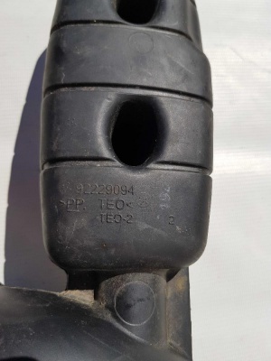 Патрубок воздушного фильтра Chevrolet Camaro 2009-2015 92229094; 92240658