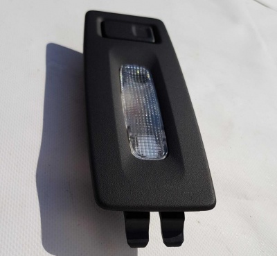 Плафон салонный второго ряда правый Ford Explorer 5 2011-2015 DB5Z 13733 AB