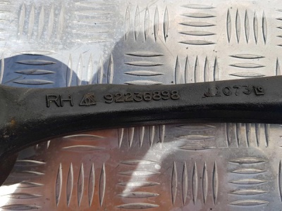 Рычаг подвески передний нижний правый Chevrolet Camaro 2009-2015  92236898