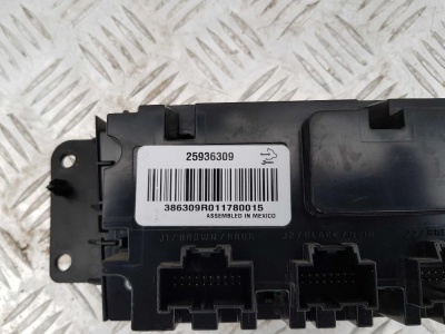 Блок управления климат-контролем Cadillac Escalade 2006-2014 25809870;  25936309; 15911823; 15926356