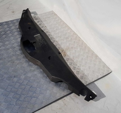 Панель/Кожух замка капота  Ford F150 2004-2008 4L3Z 19E525 AA; 4L34 19E525 BA