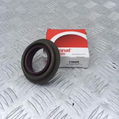 Сальник переднего редуктора правый внешний Ford Explorer 2001-2010 National Oil Seals 710428; F57Z 3254 AA