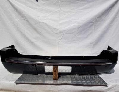 Бампер задний Cadillac Escalade 2006-2014 20951798