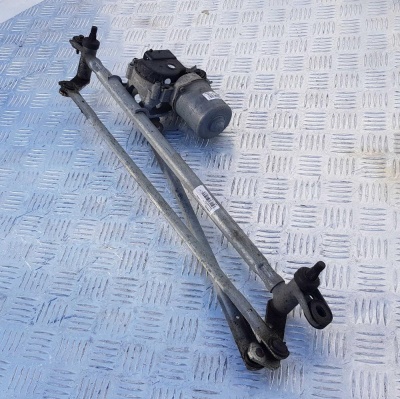 Трапеция стеклоочистителя с мотором Ford Escape 2007-2012 8L8Z 17508 A; 8L84 17500 AC; 9L8Z 17566 A; 8L8Z 17508 C