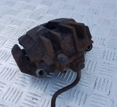 Суппорт тормозной задний правый Ford Expedition 2003-2006 6L1Z 2552 AA