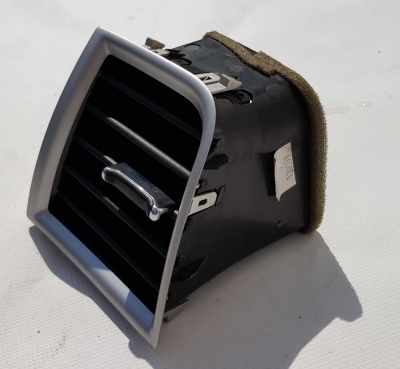 Дефлектор панели торпедо левый Ford Explorer 5 BB53 19893; BB5Z 19893; BB53 19F594