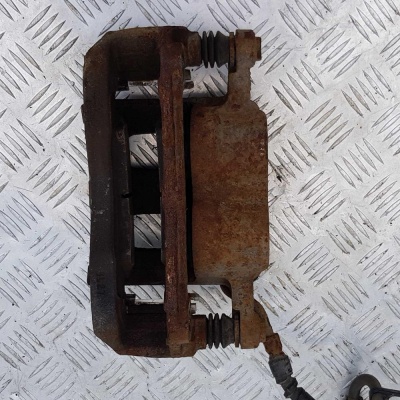 Суппорт тормозной передний правый Ford Explorer 4 2006-2010 6L2Z 2B120 A