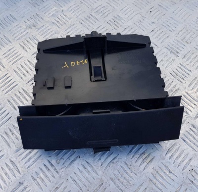 Подстаканники/Пепельница панели торпедо Ford F150 2003-2006 4L3Z 1504810 AAA; 4L34 15047B00