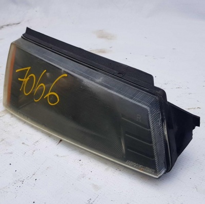 Габарит передний правый Chevrolet Avalanche 2001-2006 15077337; 15070008; 15771436