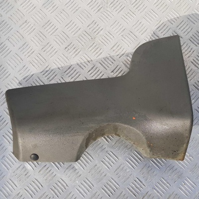 Молдинг крыла заднего правого задний Chevrolet Tahoe 1999-2006 15769300