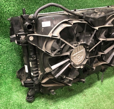 Диффузор с вентиляторами охлаждения в сборе Chevrolet Tahoe / Escalade 2021-н.в. 84120130 ; 84580361 ; 84580367 ; 84580366