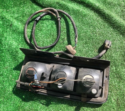 Фонарь задний правый Hummer H2 2003-2004 15172453 ; 15060512 ; 15193459