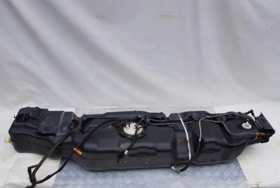 Бензобак Ford Explorer 4  8L2Z 9002 B; *L2U 9010