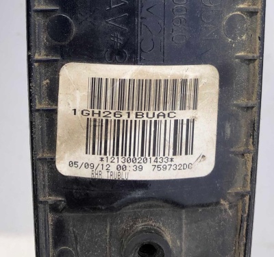 Ручка задней правой  двери Dodge Ram 1500 2012-2013 1GH261BUAC/AD/AE/AG