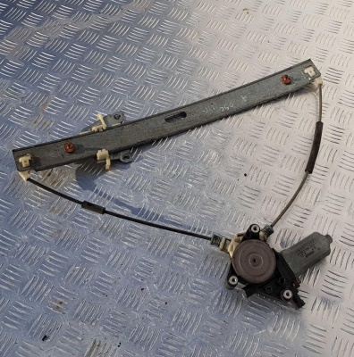 Стеклоподъемник передний левый Ford Escape 2000-2007  2L8Z 7823201 BA