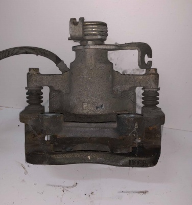 Тормозной суппорт задний левый Ford Mustang 2015-2020 FR3Z 2553 J ;FR3C 2K328 FE ;FR3C 2553 FG/FC/FDFF