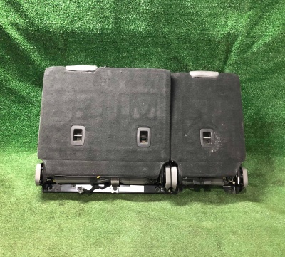 Сиденье третего ряда Chevrolet Tahoe 2015 23465381 ; 23465412