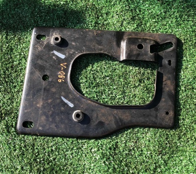 Кронштейн воздушного фильтра Cadillac Escalade / Tahoe 2014-2020 23114339