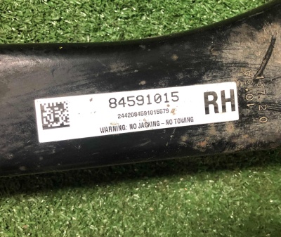 Рычаг задний продольный правый Chevrolet Tahoe / Escalade 2021-н.в. 84591015
