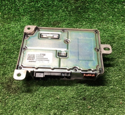 Усилитель аудио Cadillac Escalade / Tahoe 2014-2020 84832893 ; 84503463 ; 84111298 ; 23364898