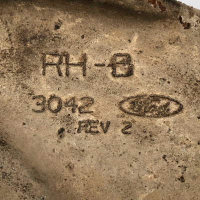 Рычаг нижний передний правый Lincoln Navigator / Expedition 2007-2008 7L1Z 3078 A ; 7L14 3042 AF/AE/AD/AC/AB