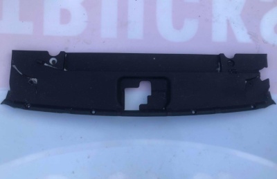 Накладка замка под капотная Ford Mustang 2015-2017 FR3Z 8C291 A ; FR3B 8C291 AA/AB