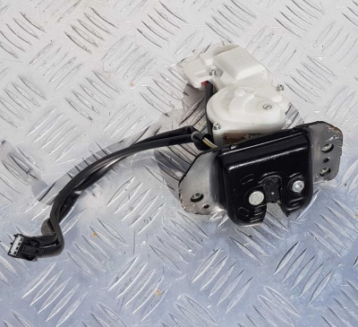 Замок багажника без доводчика Ford Explorer 5 DB5Z 7843150 B; DB5A 7843102 BB