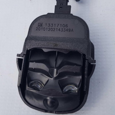 Датчик дождя Cadillac SRX 2009-2016 95157887; 13317106